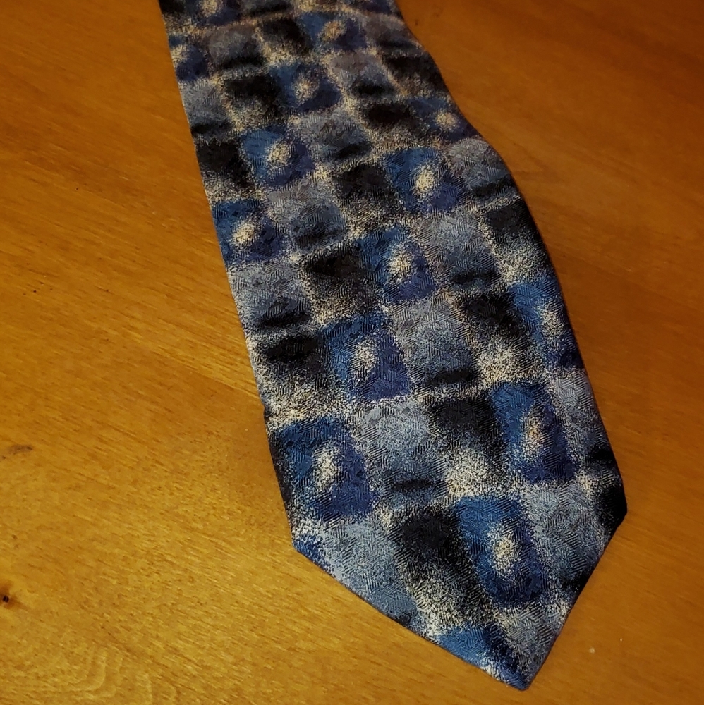 Pierre Balmain 100% Silk tie -blue and Black